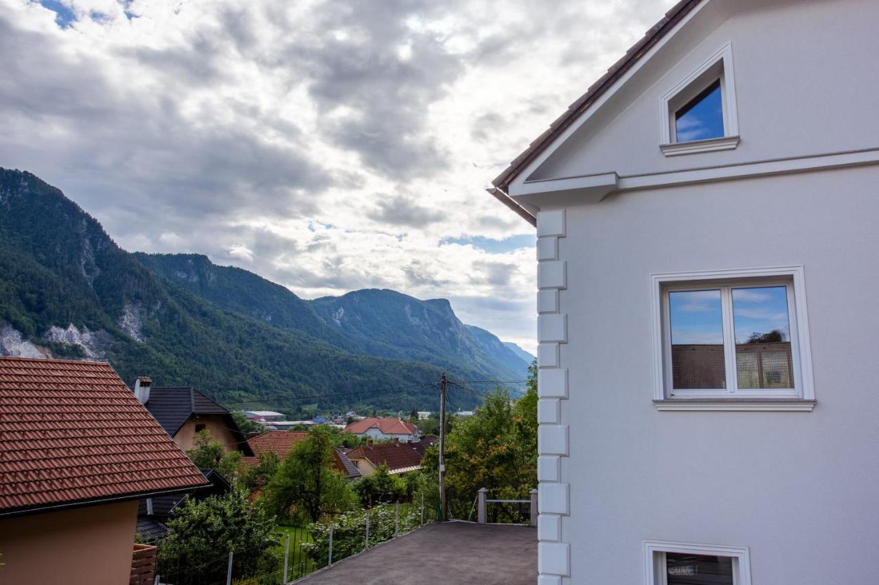 Villa Hillside Apartment Jesenice Exterior foto