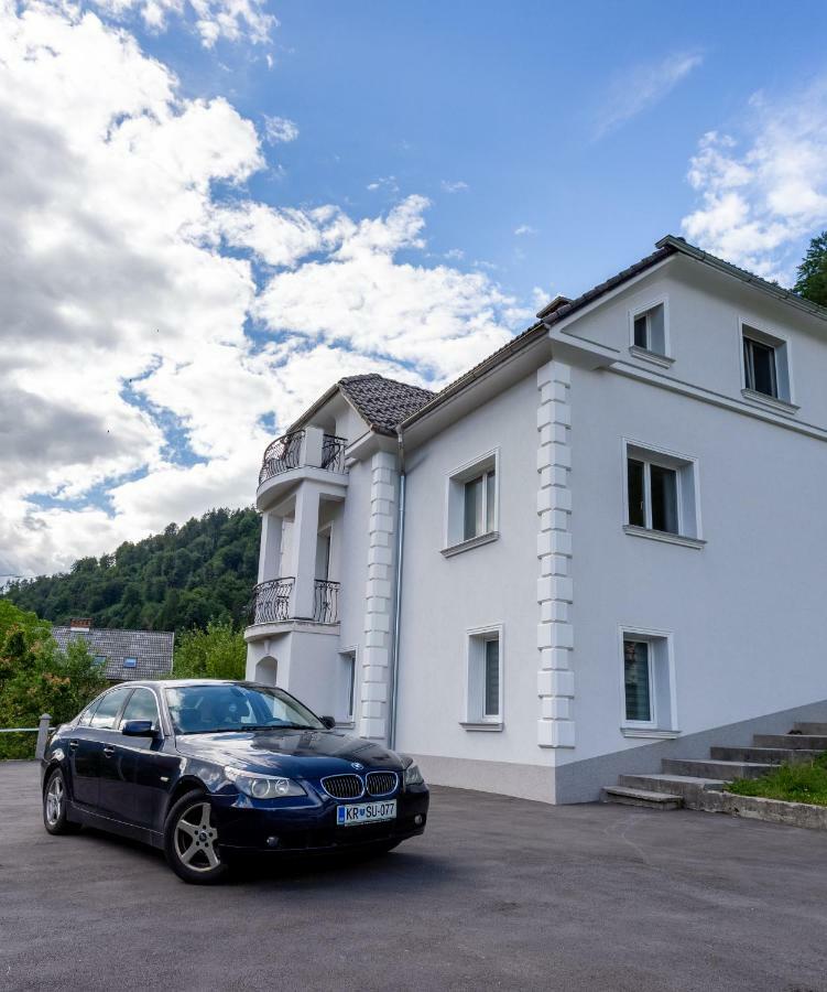Villa Hillside Apartment Jesenice Exterior foto